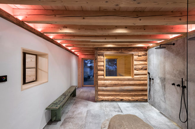 duschbereich sauna – originales Sandholzer-Referenzprojekt